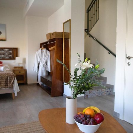 Apartamentos El Marques Malaga Luaran gambar
