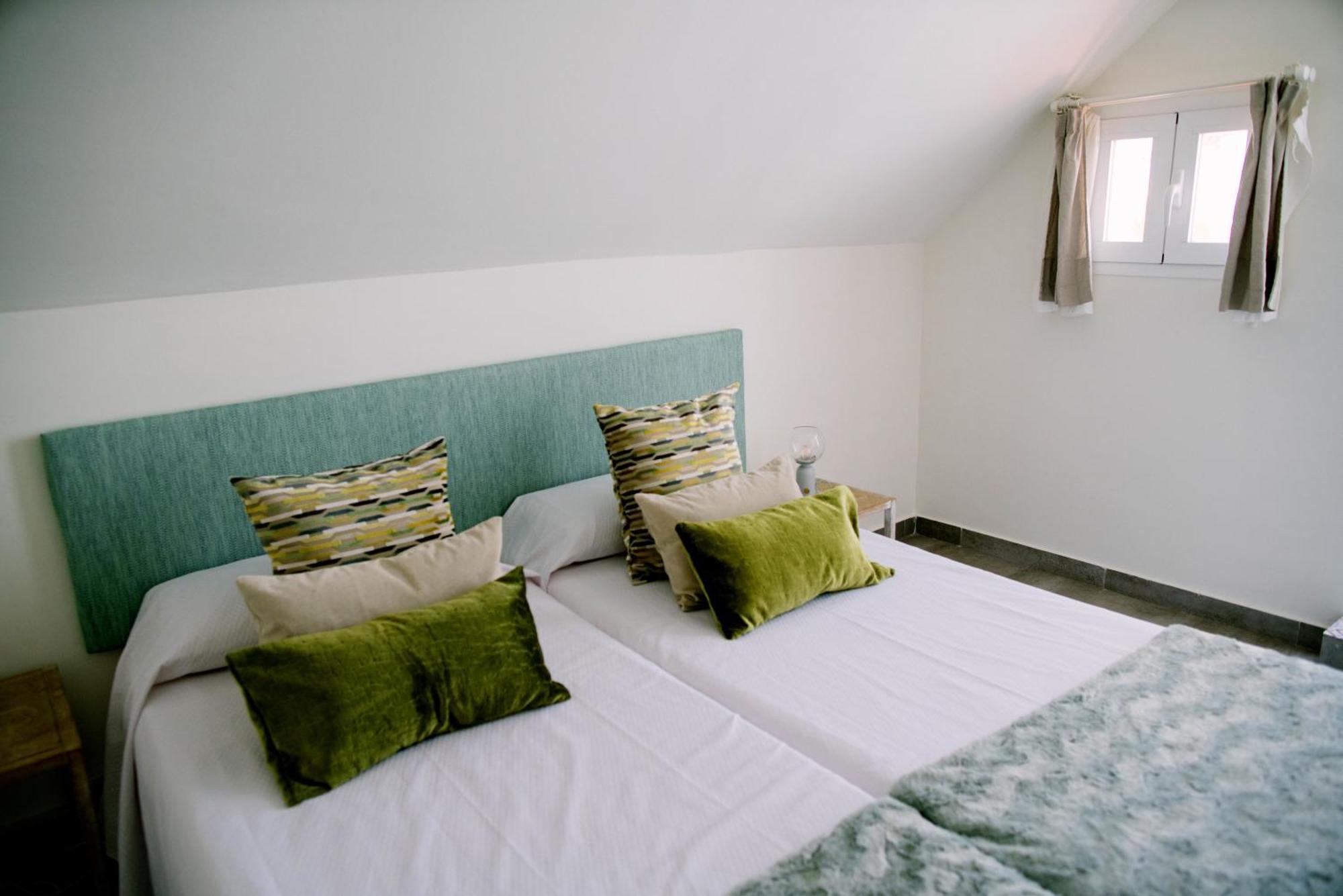 Apartamentos El Marques Malaga Luaran gambar