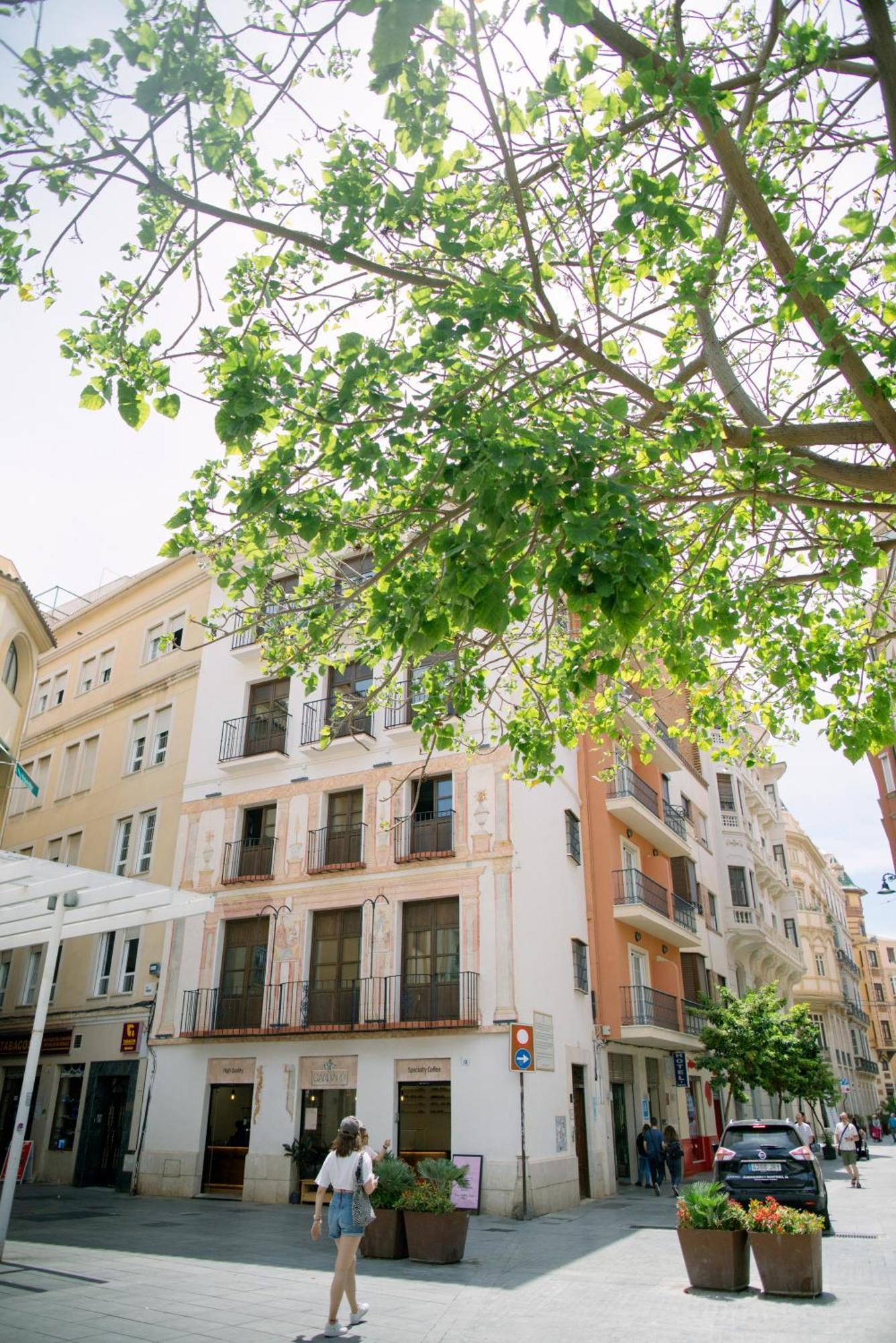 Apartamentos El Marques Malaga Luaran gambar