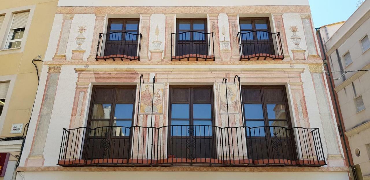 Apartamentos El Marques Malaga Luaran gambar
